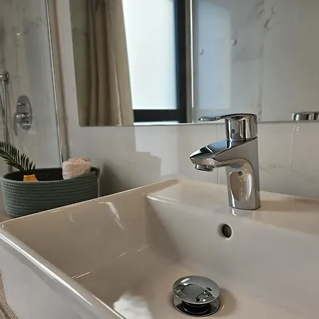 - Costa Blanca Apartman Benidorm